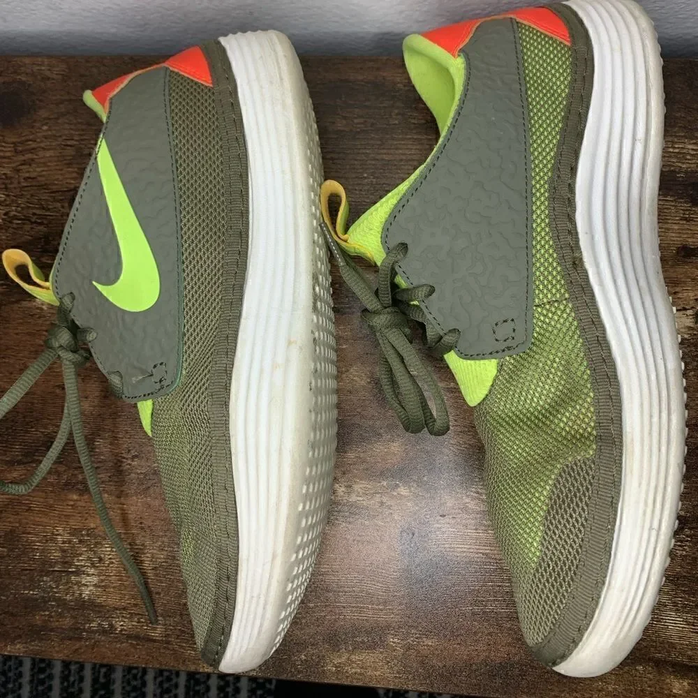 Nike Solarsoft Moccasin Sneakers